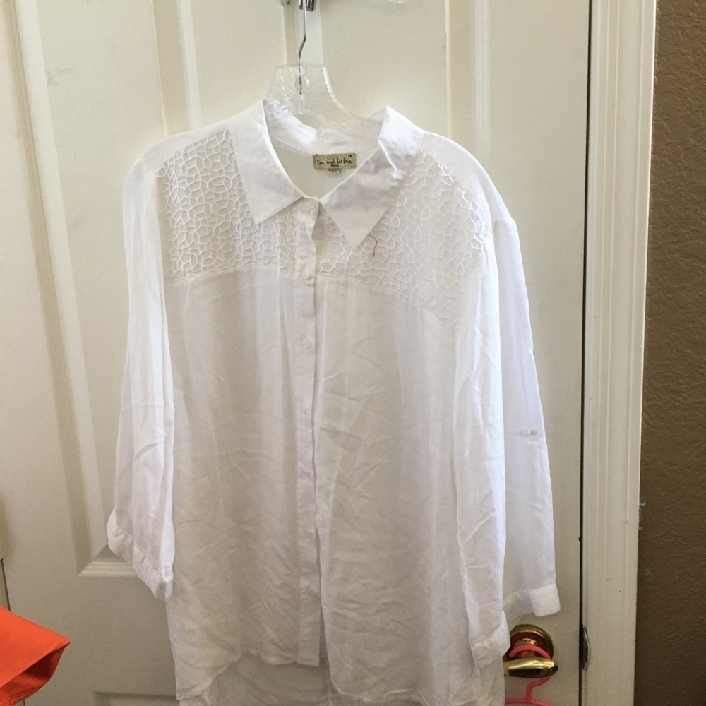 Ladies live and let live blouse 1x